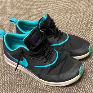 Women’s Nike Air Max Thea
